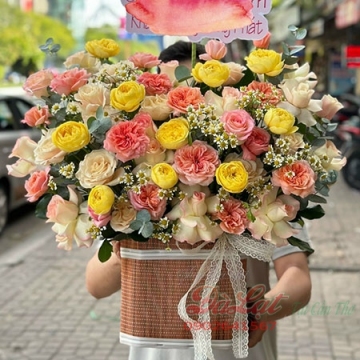 Bên em ngày nắng